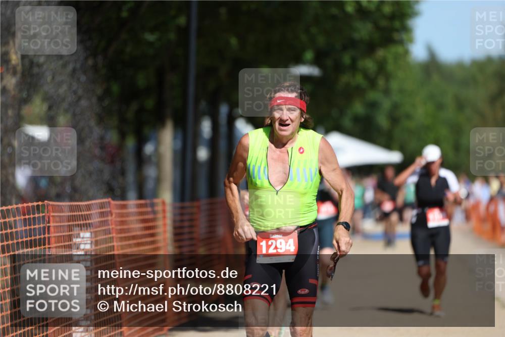 07.09.2025 - 19. Norderstedt Triathlon Michael Strokosch http://msf.ph/oto/8808221 07.09.2025 12:43:12 Laufen 732, 818, 1294, 1351, 1379 meine-sportfotos.de
