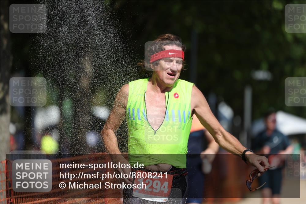 07.09.2025 - 19. Norderstedt Triathlon Michael Strokosch http://msf.ph/oto/8808241 07.09.2025 12:43:14 Laufen 818, 1294, 1351, 1379 meine-sportfotos.de