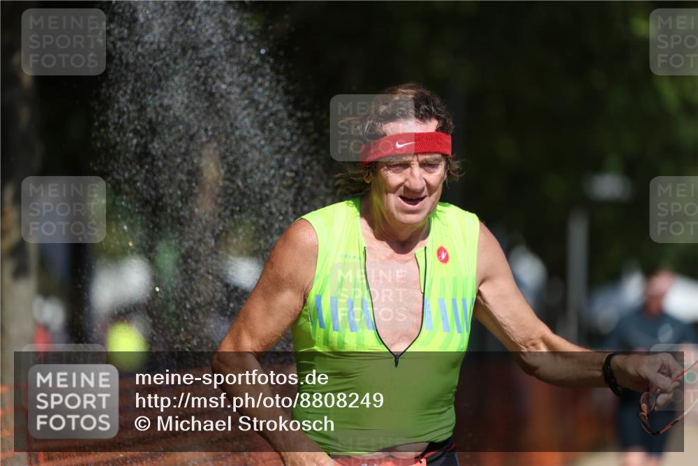 07.09.2025 - 19. Norderstedt Triathlon Michael Strokosch http://msf.ph/oto/8808249 07.09.2025 12:43:14 Laufen 818, 1294, 1351, 1379 meine-sportfotos.de