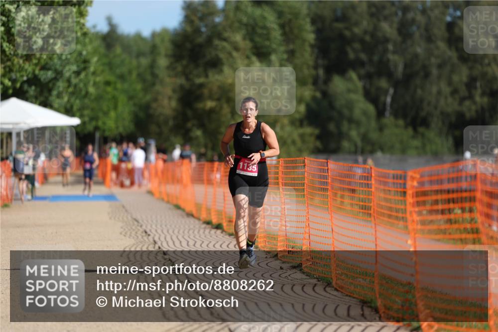 07.09.2025 - 19. Norderstedt Triathlon Michael Strokosch http://msf.ph/oto/8808262 07.09.2025 10:29:56 Laufen 1135 meine-sportfotos.de