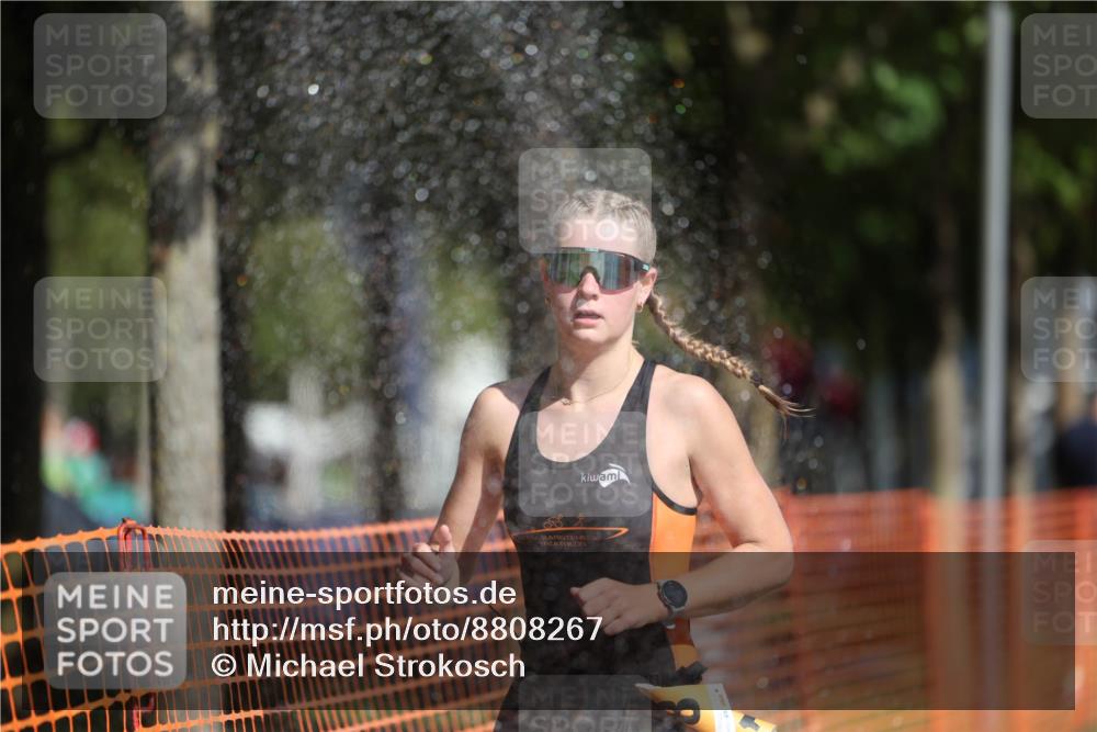 07.09.2025 - 19. Norderstedt Triathlon Michael Strokosch http://msf.ph/oto/8808267 07.09.2025 11:32:05 Laufen 760, 1168 meine-sportfotos.de