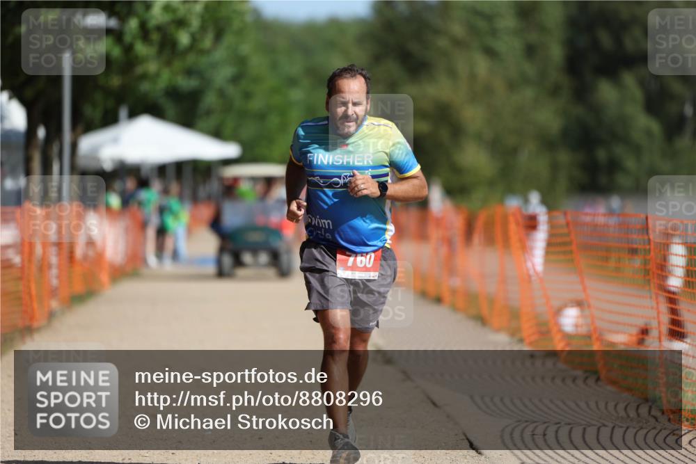 07.09.2025 - 19. Norderstedt Triathlon Michael Strokosch http://msf.ph/oto/8808296 07.09.2025 11:32:08 Laufen 760, 1168 meine-sportfotos.de