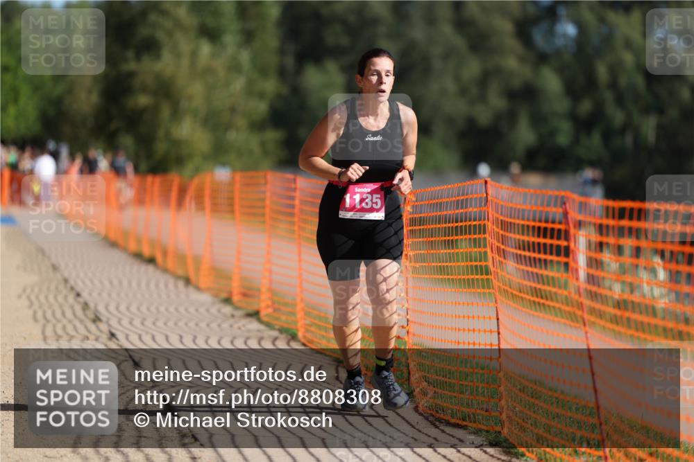 07.09.2025 - 19. Norderstedt Triathlon Michael Strokosch http://msf.ph/oto/8808308 07.09.2025 10:29:59 Laufen 1135 meine-sportfotos.de