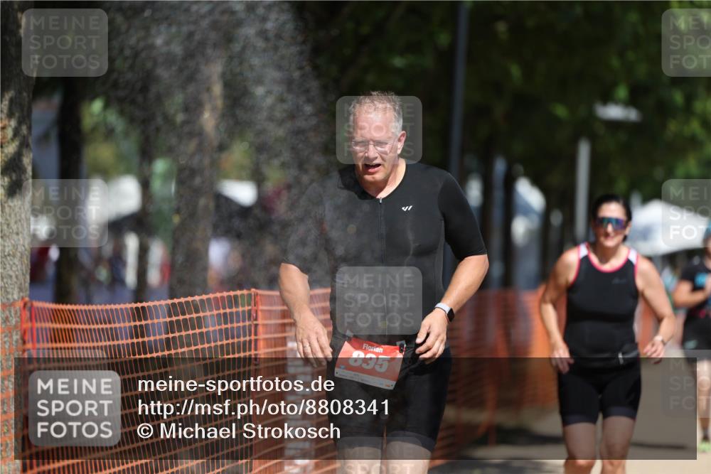 07.09.2025 - 19. Norderstedt Triathlon Michael Strokosch http://msf.ph/oto/8808341 07.09.2025 12:43:30 Laufen 835, 1268, 1380 meine-sportfotos.de