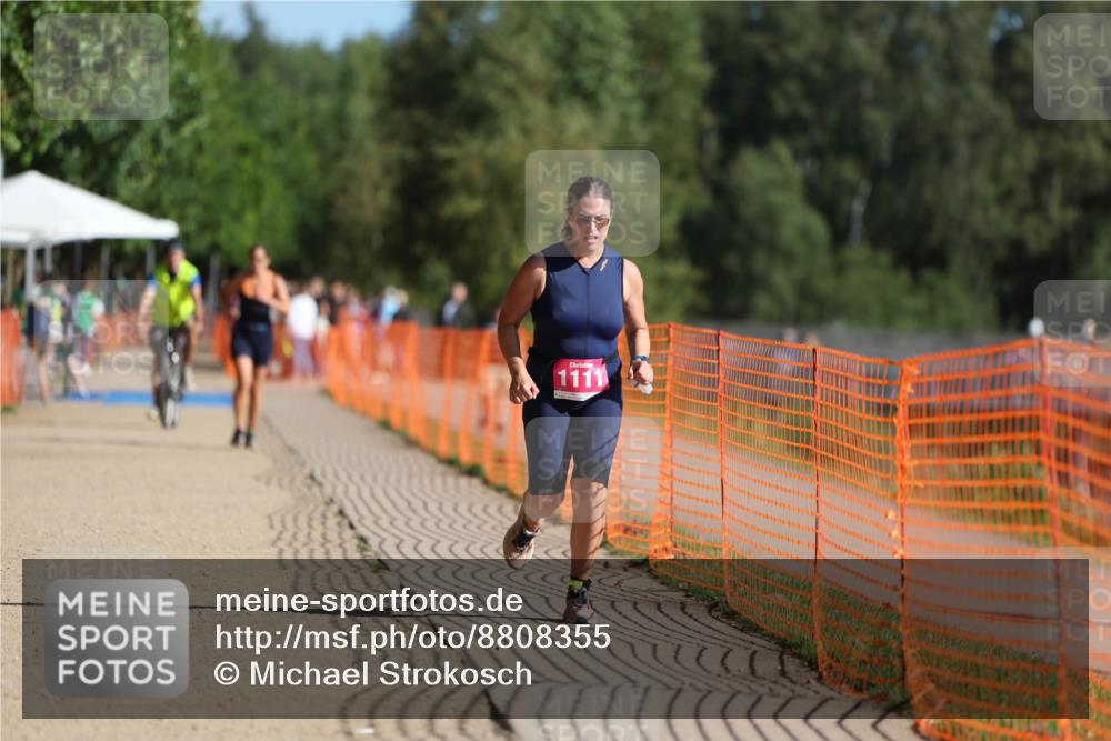 07.09.2025 - 19. Norderstedt Triathlon Michael Strokosch http://msf.ph/oto/8808355 07.09.2025 10:30:17 Laufen 1111 meine-sportfotos.de