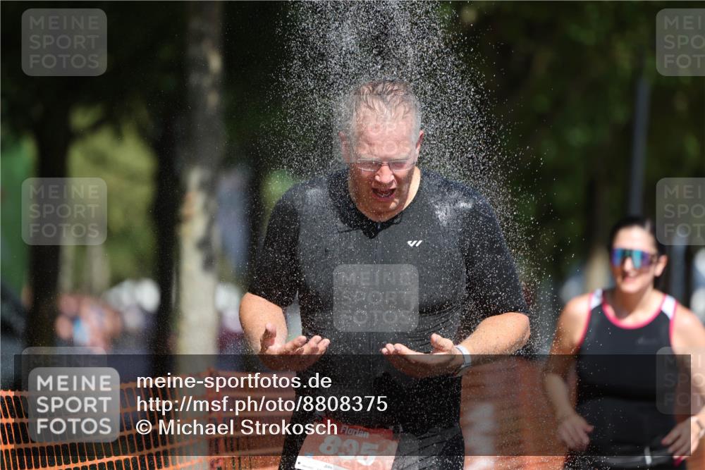 07.09.2025 - 19. Norderstedt Triathlon Michael Strokosch http://msf.ph/oto/8808375 07.09.2025 12:43:33 Laufen 835, 1268, 1380 meine-sportfotos.de