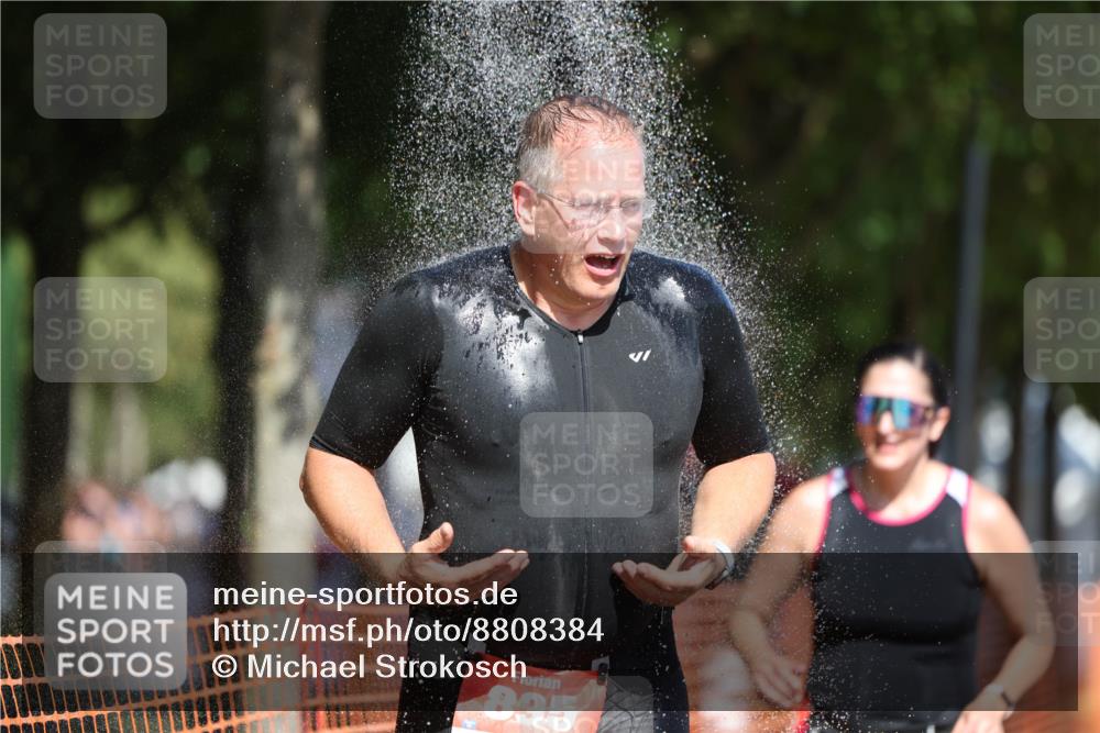 07.09.2025 - 19. Norderstedt Triathlon Michael Strokosch http://msf.ph/oto/8808384 07.09.2025 12:43:33 Laufen 835, 1268, 1380 meine-sportfotos.de
