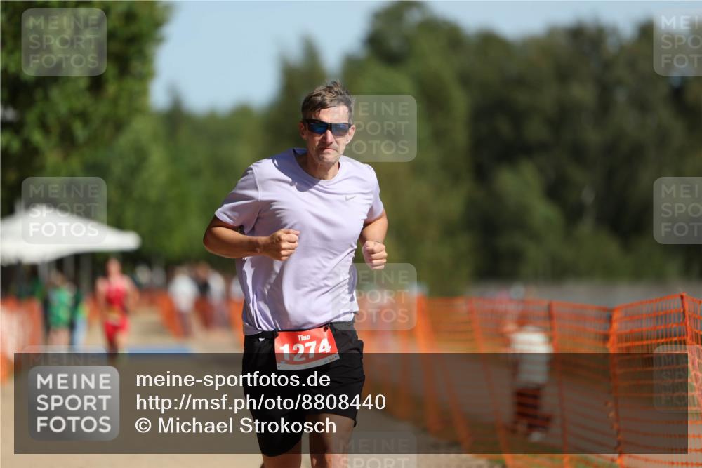 07.09.2025 - 19. Norderstedt Triathlon Michael Strokosch http://msf.ph/oto/8808440 07.09.2025 11:33:33 Laufen 1274 meine-sportfotos.de