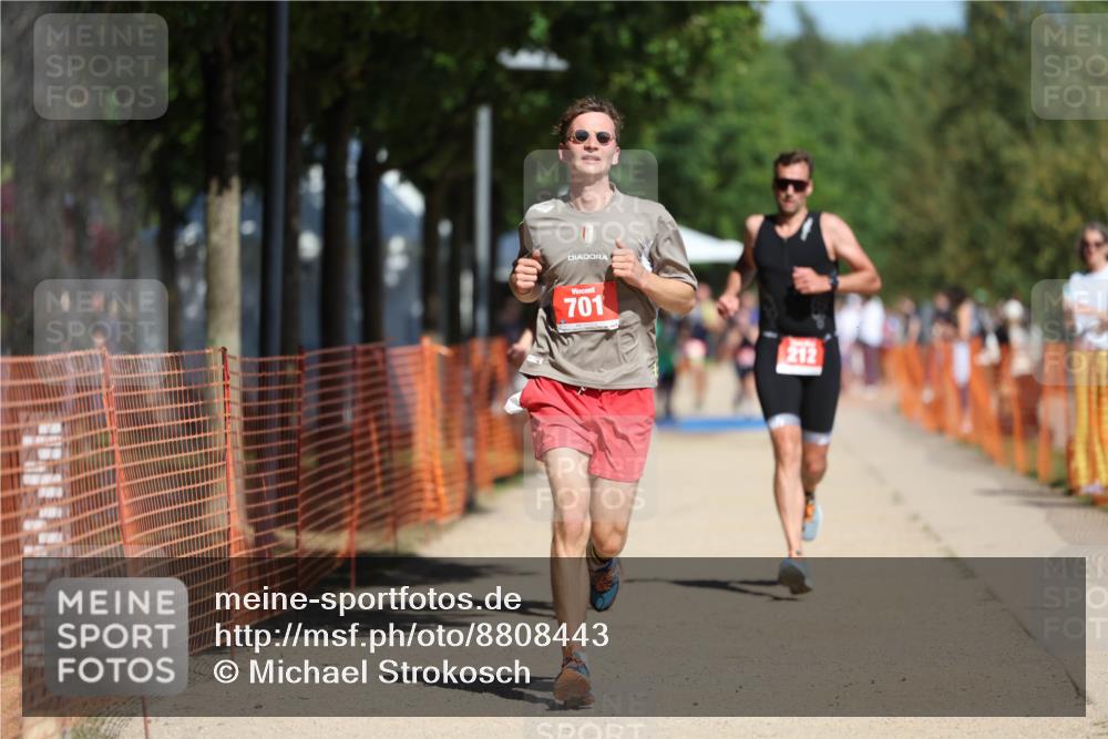 07.09.2025 - 19. Norderstedt Triathlon Michael Strokosch http://msf.ph/oto/8808443 07.09.2025 12:44:10 Laufen 212, 701, 850 meine-sportfotos.de