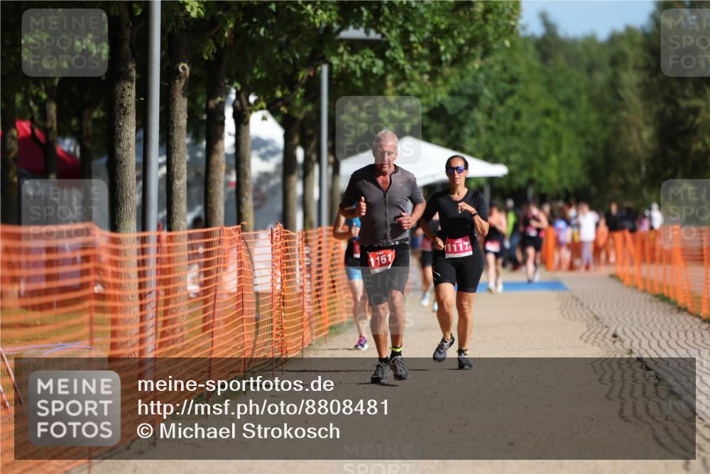 07.09.2025 - 19. Norderstedt Triathlon Michael Strokosch http://msf.ph/oto/8808481 07.09.2025 10:31:35 Laufen 1151 meine-sportfotos.de