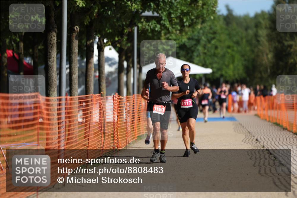 07.09.2025 - 19. Norderstedt Triathlon Michael Strokosch http://msf.ph/oto/8808483 07.09.2025 10:31:36 Laufen 1117, 1151 meine-sportfotos.de