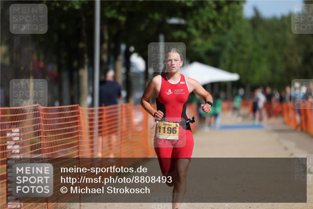 07.09.2025 - 19. Norderstedt Triathlon Michael Strokosch http://msf.ph/oto/8808493 07.09.2025 11:33:41 Laufen 1196 meine-sportfotos.de