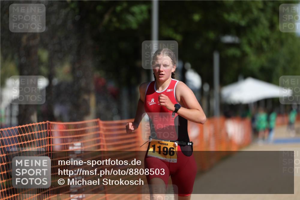 07.09.2025 - 19. Norderstedt Triathlon Michael Strokosch http://msf.ph/oto/8808503 07.09.2025 11:33:41 Laufen 1196 meine-sportfotos.de