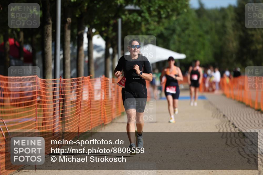 07.09.2025 - 19. Norderstedt Triathlon Michael Strokosch http://msf.ph/oto/8808559 07.09.2025 10:31:47 Laufen 1110, 1117, 1119 meine-sportfotos.de