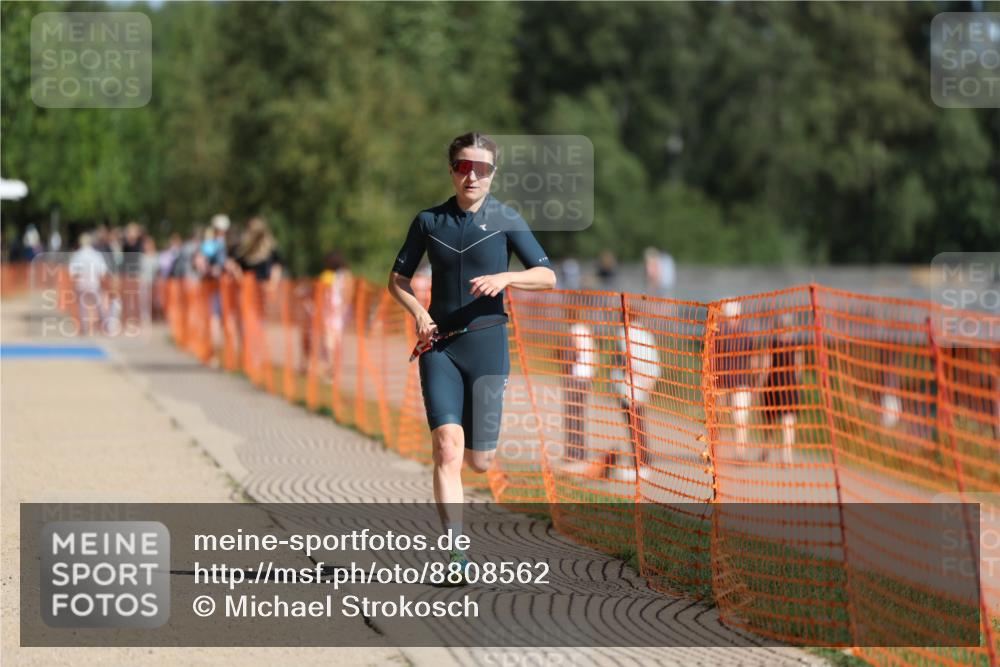 07.09.2025 - 19. Norderstedt Triathlon Michael Strokosch http://msf.ph/oto/8808562 07.09.2025 11:33:54 Laufen 1227 meine-sportfotos.de