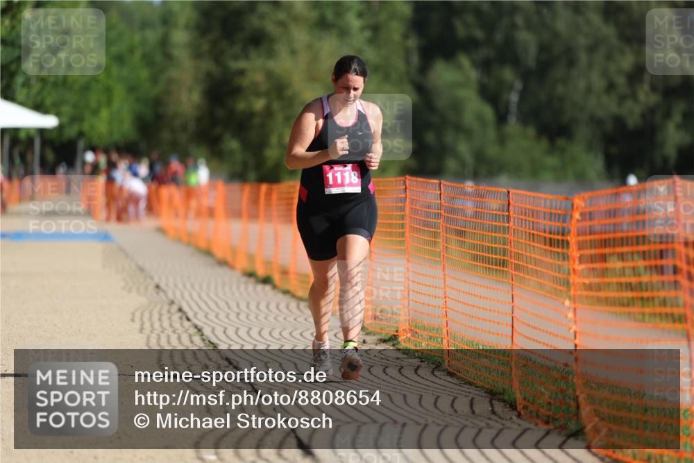 07.09.2025 - 19. Norderstedt Triathlon Michael Strokosch http://msf.ph/oto/8808654 07.09.2025 10:32:01 Laufen 1118 meine-sportfotos.de