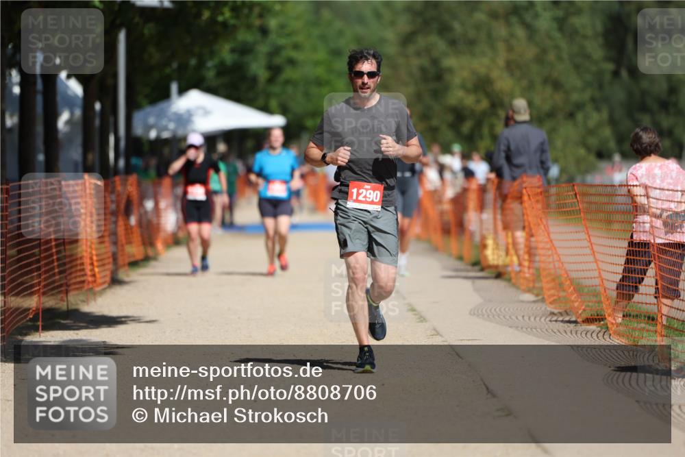 07.09.2025 - 19. Norderstedt Triathlon Michael Strokosch http://msf.ph/oto/8808706 07.09.2025 12:44:47 Laufen 808, 1290 meine-sportfotos.de