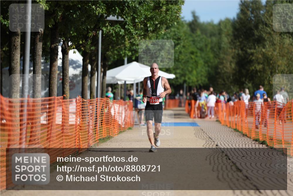 07.09.2025 - 19. Norderstedt Triathlon Michael Strokosch http://msf.ph/oto/8808721 07.09.2025 10:32:39 Laufen  meine-sportfotos.de