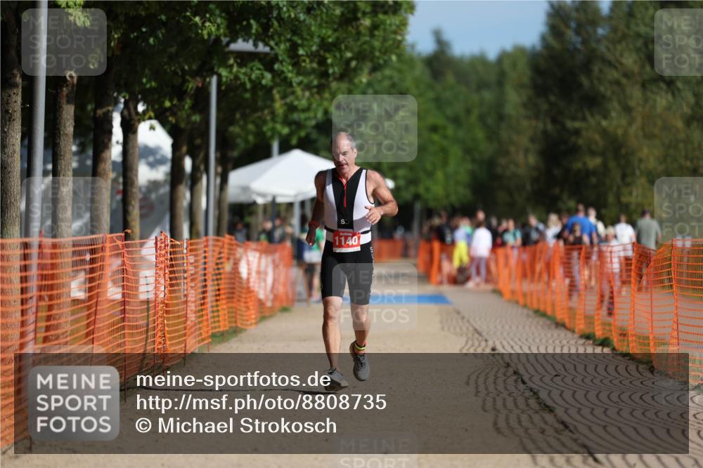 07.09.2025 - 19. Norderstedt Triathlon Michael Strokosch http://msf.ph/oto/8808735 07.09.2025 10:32:41 Laufen 1140 meine-sportfotos.de