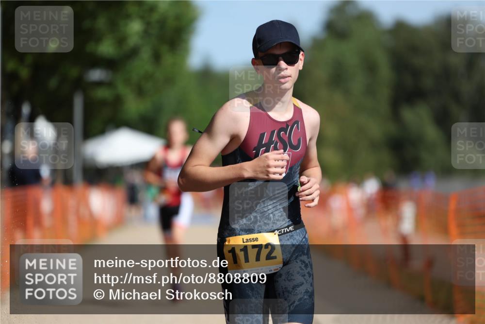 07.09.2025 - 19. Norderstedt Triathlon Michael Strokosch http://msf.ph/oto/8808809 07.09.2025 11:35:20 Laufen 1162, 1172 meine-sportfotos.de
