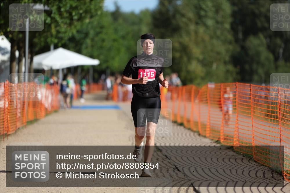 07.09.2025 - 19. Norderstedt Triathlon Michael Strokosch http://msf.ph/oto/8808854 07.09.2025 10:33:12 Laufen 1115 meine-sportfotos.de