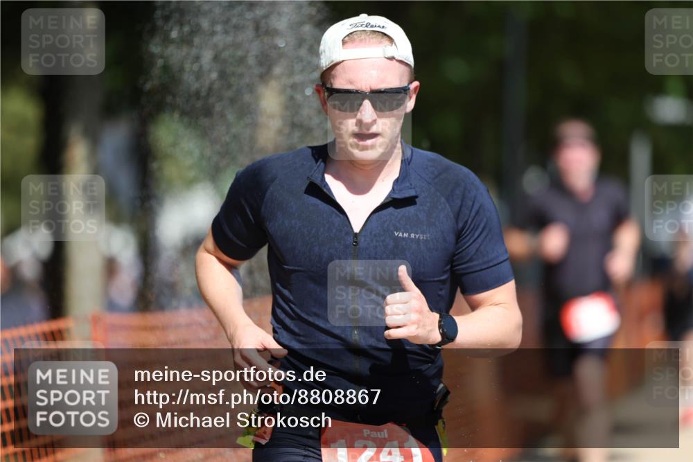 07.09.2025 - 19. Norderstedt Triathlon Michael Strokosch http://msf.ph/oto/8808867 07.09.2025 12:45:12 Laufen 729, 1241, 1343 meine-sportfotos.de