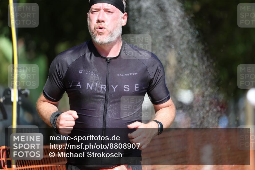 07.09.2025 - 19. Norderstedt Triathlon Michael Strokosch http://msf.ph/oto/8808907 07.09.2025 12:45:16 Laufen 729, 1272, 1343 meine-sportfotos.de