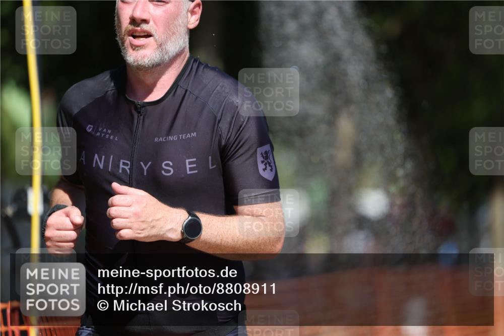 07.09.2025 - 19. Norderstedt Triathlon Michael Strokosch http://msf.ph/oto/8808911 07.09.2025 12:45:16 Laufen 729, 1272, 1343 meine-sportfotos.de
