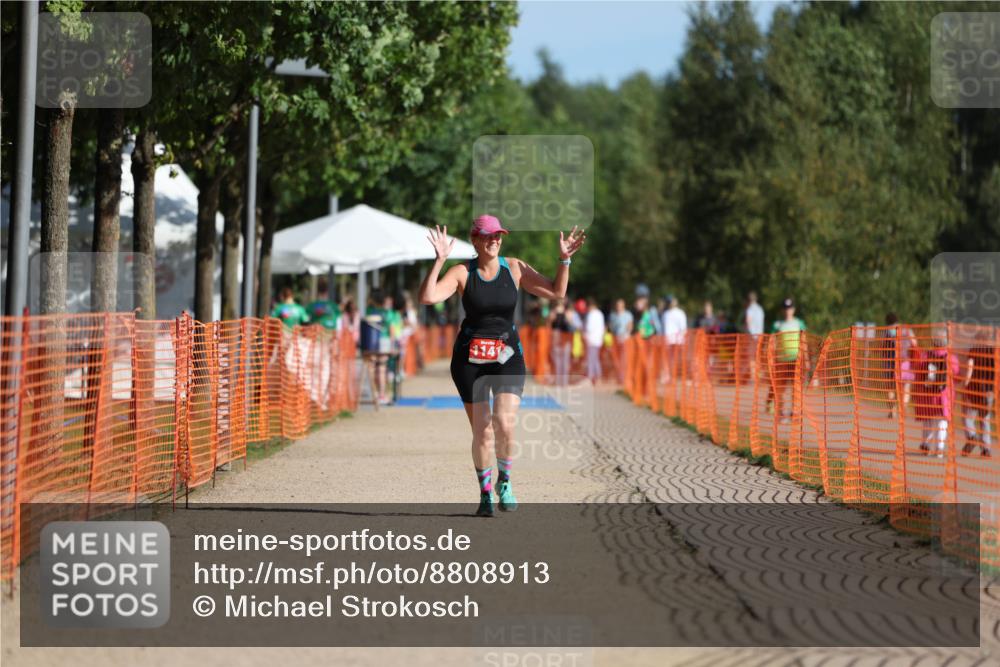 07.09.2025 - 19. Norderstedt Triathlon Michael Strokosch http://msf.ph/oto/8808913 07.09.2025 10:34:33 Laufen 1141 meine-sportfotos.de