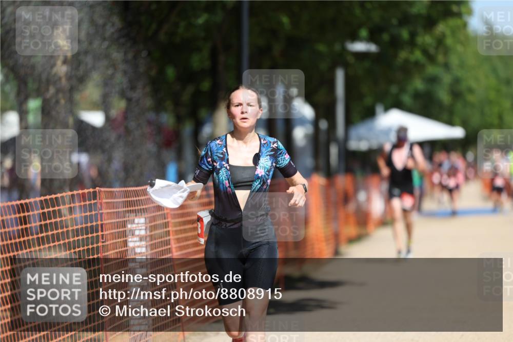 07.09.2025 - 19. Norderstedt Triathlon Michael Strokosch http://msf.ph/oto/8808915 07.09.2025 12:45:17 Laufen 729, 1272, 1343 meine-sportfotos.de