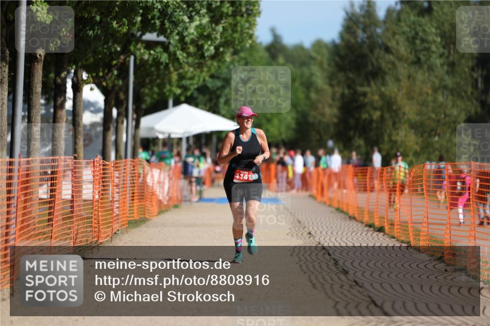 07.09.2025 - 19. Norderstedt Triathlon Michael Strokosch http://msf.ph/oto/8808916 07.09.2025 10:34:34 Laufen 1141 meine-sportfotos.de