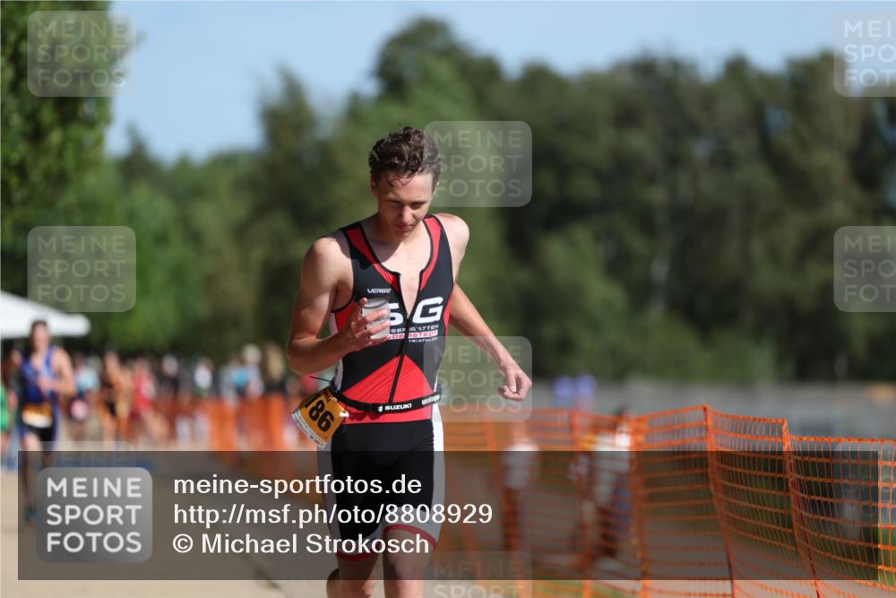 07.09.2025 - 19. Norderstedt Triathlon Michael Strokosch http://msf.ph/oto/8808929 07.09.2025 11:35:46 Laufen 1179, 1186 meine-sportfotos.de