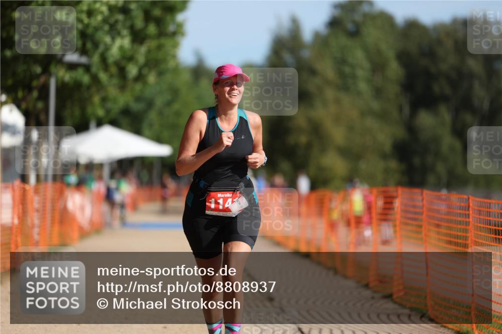 07.09.2025 - 19. Norderstedt Triathlon Michael Strokosch http://msf.ph/oto/8808937 07.09.2025 10:34:38 Laufen 1141 meine-sportfotos.de