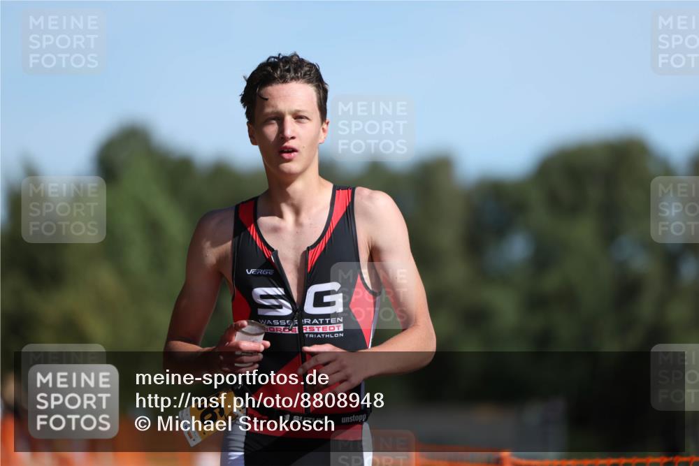 07.09.2025 - 19. Norderstedt Triathlon Michael Strokosch http://msf.ph/oto/8808948 07.09.2025 11:35:47 Laufen 1179, 1186 meine-sportfotos.de