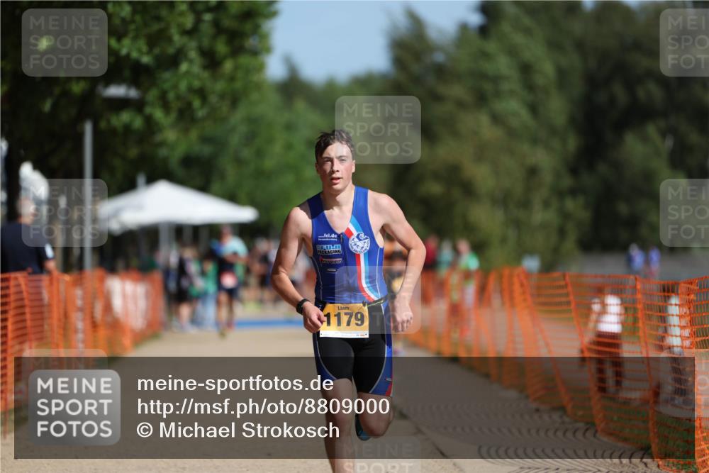 07.09.2025 - 19. Norderstedt Triathlon Michael Strokosch http://msf.ph/oto/8809000 07.09.2025 11:35:52 Laufen 1179 meine-sportfotos.de