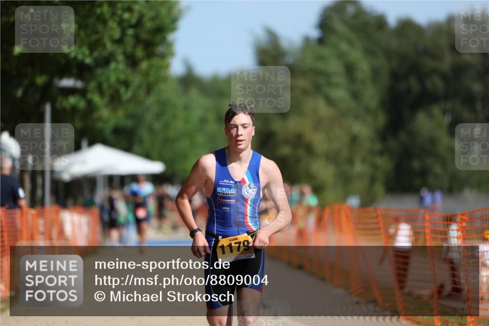 07.09.2025 - 19. Norderstedt Triathlon Michael Strokosch http://msf.ph/oto/8809004 07.09.2025 11:35:53 Laufen 1179, 1211 meine-sportfotos.de