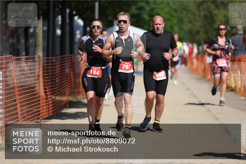 07.09.2025 - 19. Norderstedt Triathlon Michael Strokosch http://msf.ph/oto/8809072 07.09.2025 12:45:40 Laufen 184, 245, 267, 816, 1386, 1397 meine-sportfotos.de
