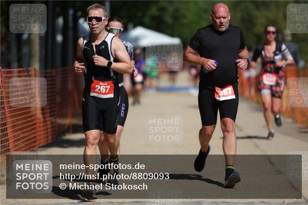 07.09.2025 - 19. Norderstedt Triathlon Michael Strokosch http://msf.ph/oto/8809093 07.09.2025 12:45:42 Laufen 184, 245, 267, 816, 1386, 1397 meine-sportfotos.de