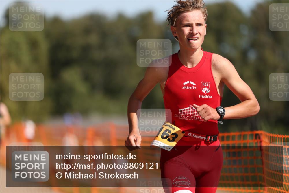 07.09.2025 - 19. Norderstedt Triathlon Michael Strokosch http://msf.ph/oto/8809121 07.09.2025 11:36:04 Laufen 749, 1163, 1208, 1211 meine-sportfotos.de