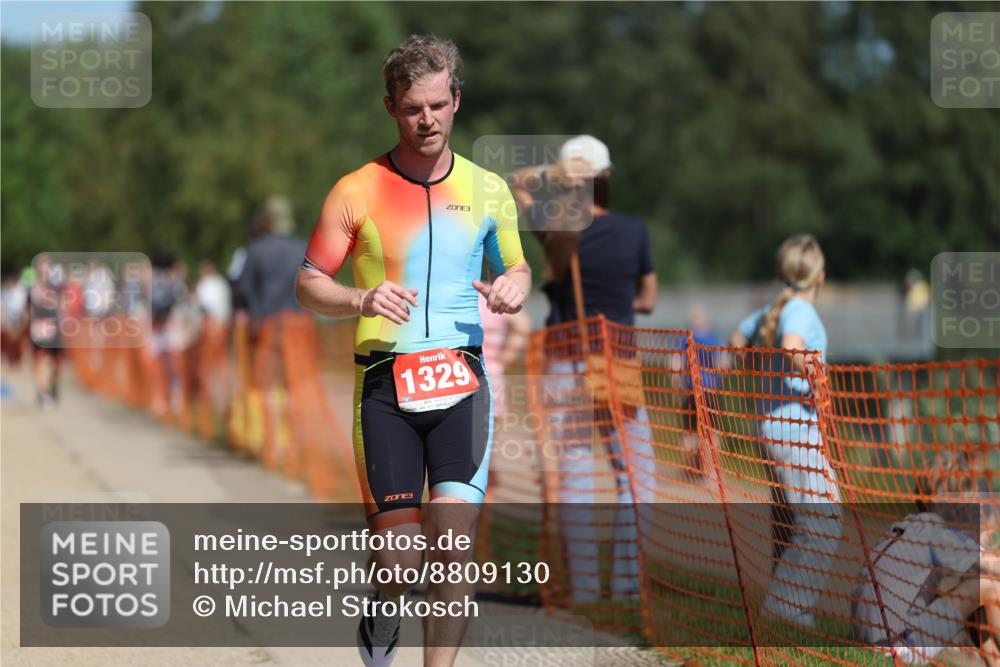 07.09.2025 - 19. Norderstedt Triathlon Michael Strokosch http://msf.ph/oto/8809130 07.09.2025 12:45:50 Laufen 226, 245, 1246, 1329, 1386 meine-sportfotos.de