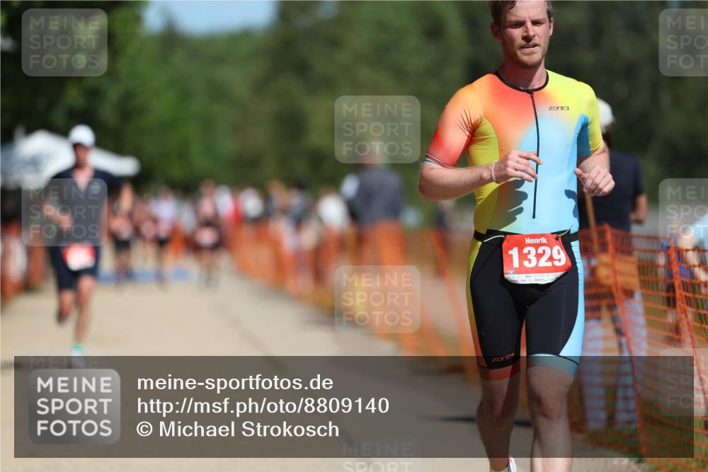 07.09.2025 - 19. Norderstedt Triathlon Michael Strokosch http://msf.ph/oto/8809140 07.09.2025 12:45:51 Laufen 226, 245, 1246, 1329 meine-sportfotos.de