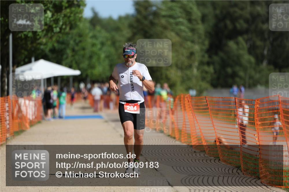 07.09.2025 - 19. Norderstedt Triathlon Michael Strokosch http://msf.ph/oto/8809183 07.09.2025 11:36:11 Laufen 284, 1208 meine-sportfotos.de