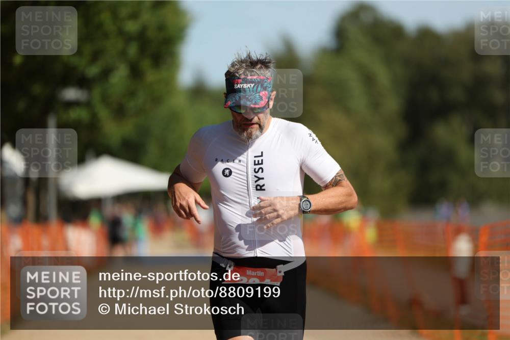 07.09.2025 - 19. Norderstedt Triathlon Michael Strokosch http://msf.ph/oto/8809199 07.09.2025 11:36:14 Laufen 284 meine-sportfotos.de
