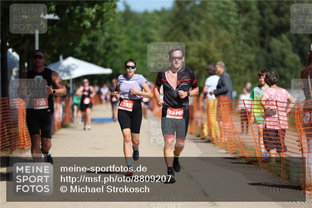 07.09.2025 - 19. Norderstedt Triathlon Michael Strokosch http://msf.ph/oto/8809207 07.09.2025 12:46:04 Laufen 703, 1370, 1382 meine-sportfotos.de