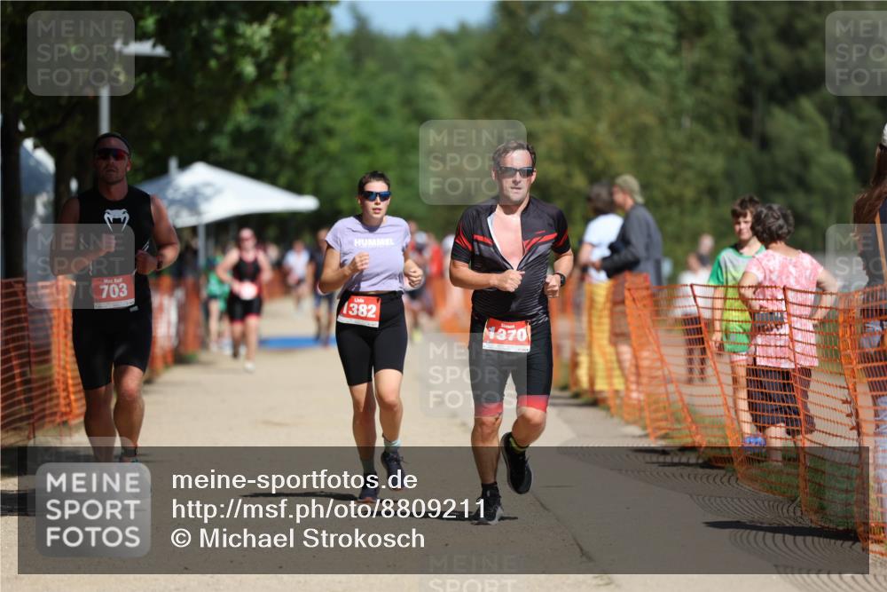 07.09.2025 - 19. Norderstedt Triathlon Michael Strokosch http://msf.ph/oto/8809211 07.09.2025 12:46:05 Laufen 703, 1370, 1382 meine-sportfotos.de
