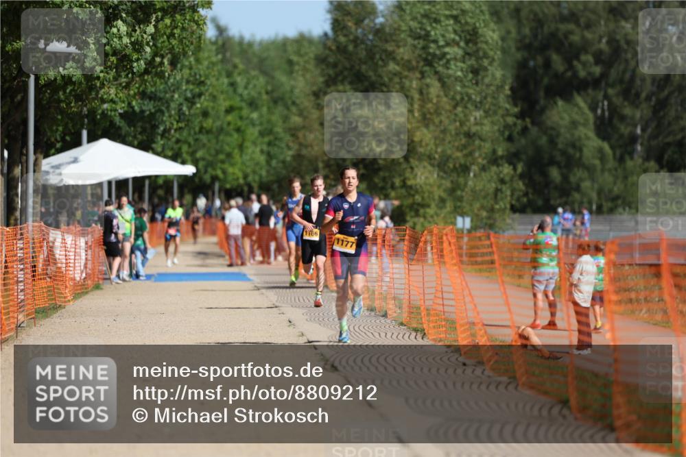07.09.2025 - 19. Norderstedt Triathlon Michael Strokosch http://msf.ph/oto/8809212 07.09.2025 11:36:32 Laufen 1177 meine-sportfotos.de