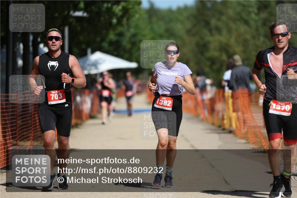 07.09.2025 - 19. Norderstedt Triathlon Michael Strokosch http://msf.ph/oto/8809232 07.09.2025 12:46:06 Laufen 703, 1370, 1382 meine-sportfotos.de
