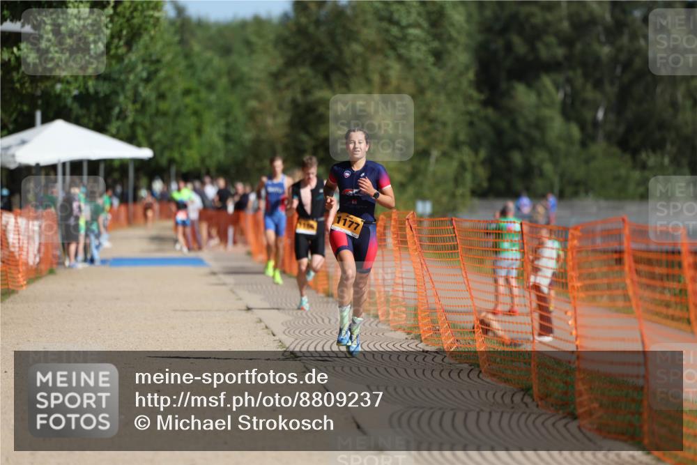 07.09.2025 - 19. Norderstedt Triathlon Michael Strokosch http://msf.ph/oto/8809237 07.09.2025 11:36:34 Laufen 1166, 1177 meine-sportfotos.de