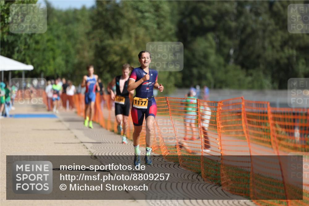 07.09.2025 - 19. Norderstedt Triathlon Michael Strokosch http://msf.ph/oto/8809257 07.09.2025 11:36:35 Laufen 1166, 1177 meine-sportfotos.de