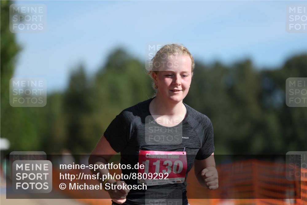 07.09.2025 - 19. Norderstedt Triathlon Michael Strokosch http://msf.ph/oto/8809292 07.09.2025 10:35:42 Laufen 1130, 1143 meine-sportfotos.de